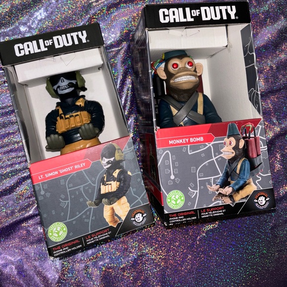 Call of Duty Set of 2 Gaming controller holders - Picture 1 of 10